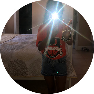 Bellalovesmemes avatar