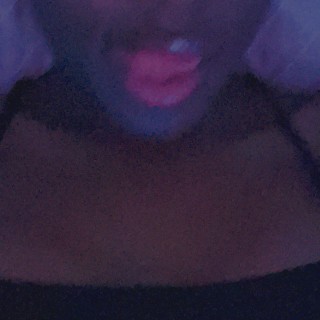 alondrasmemes avatar