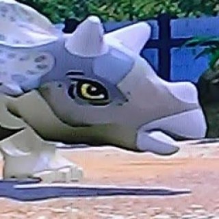 Lego_baby_Triceratops avatar