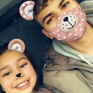 @chloe_coco_roberts | Memes