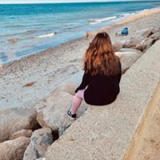 isabellyferreira8327 avatar