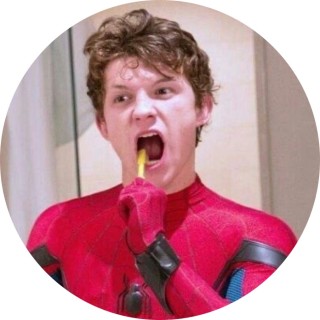 ILOVEYOMHOLLAND avatar