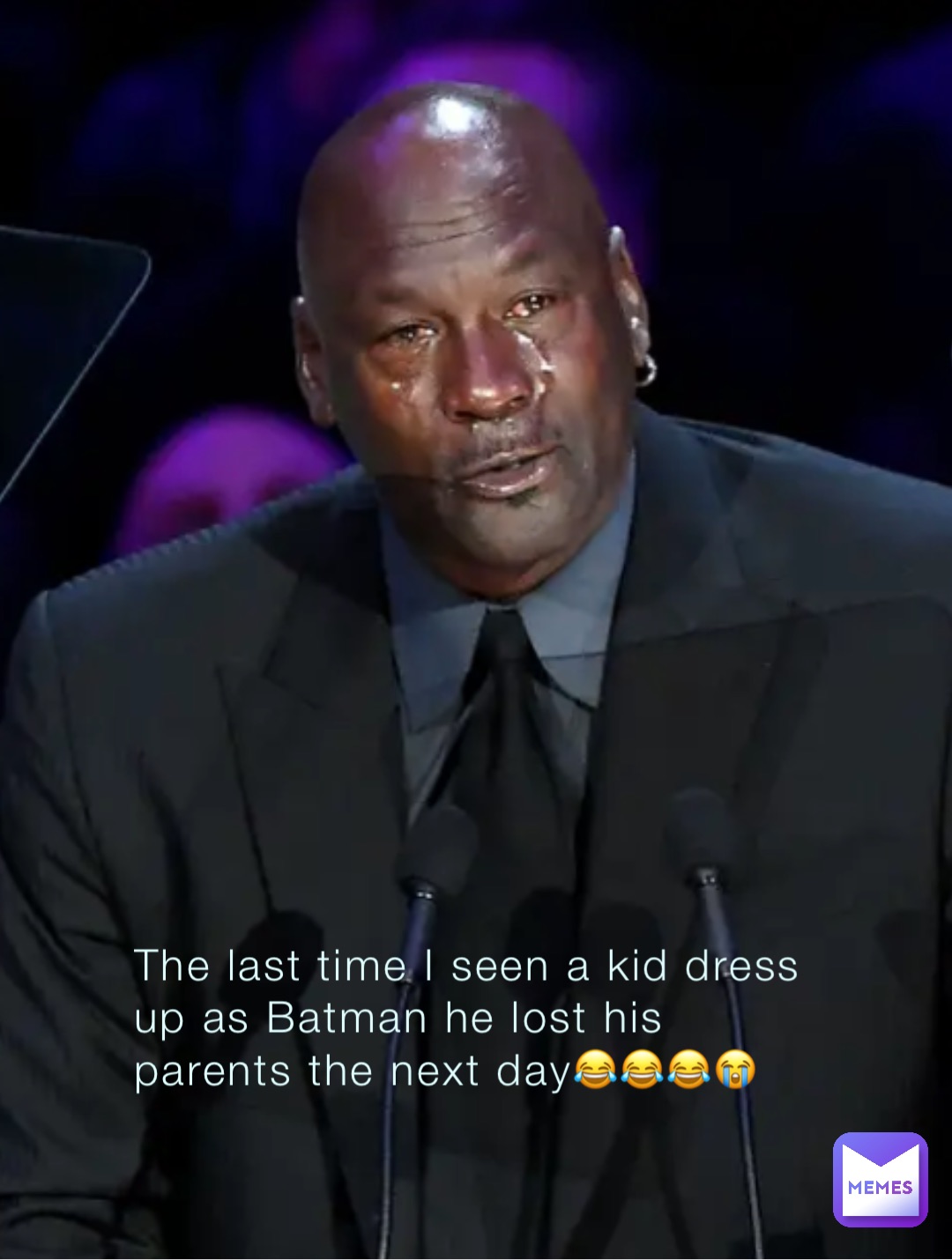 The last time I seen a kid dress up as Batman he lost his parents the next day😂😂😂😭 S
