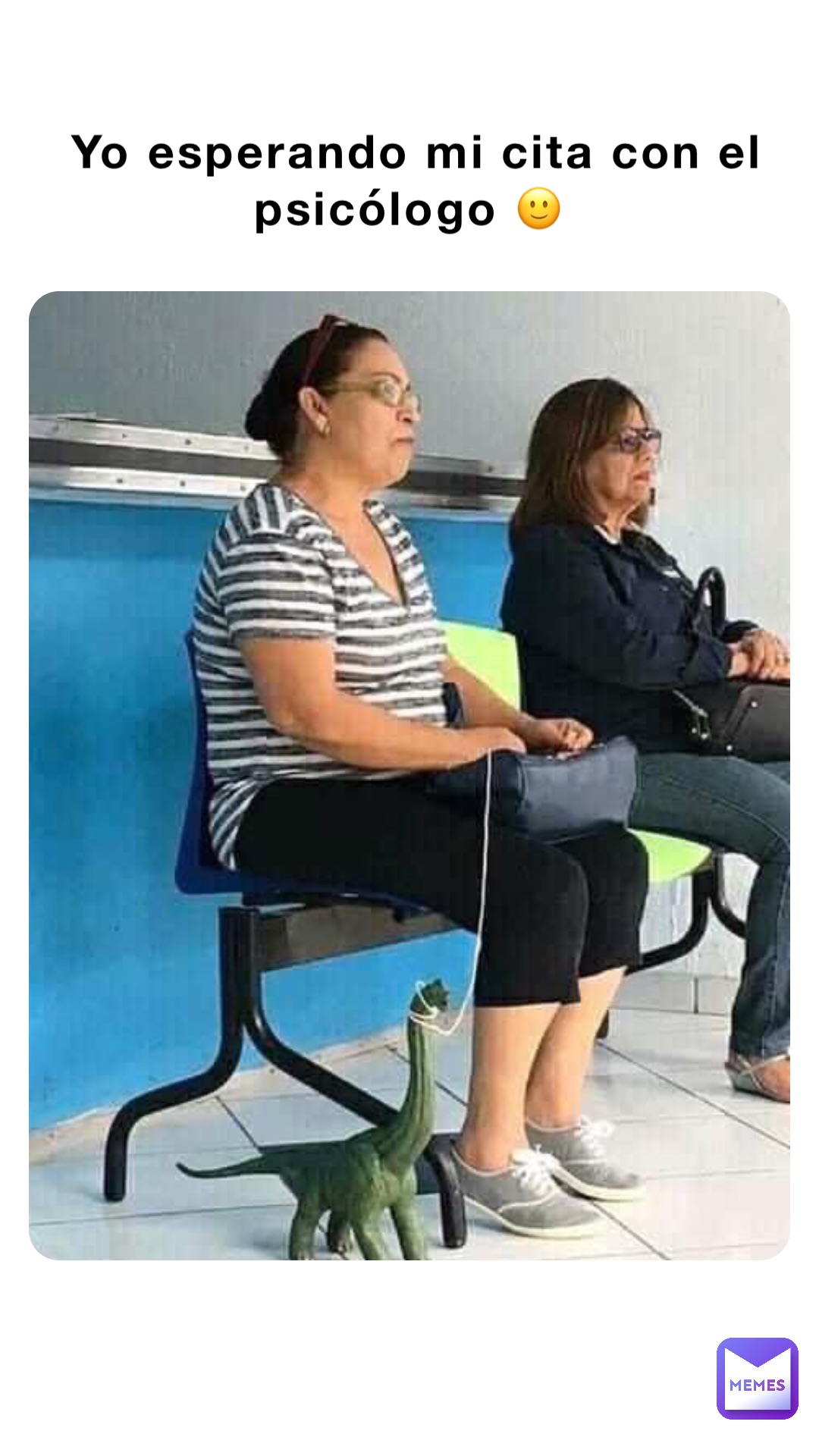 Yo esperando mi cita con el psicólogo 🙂