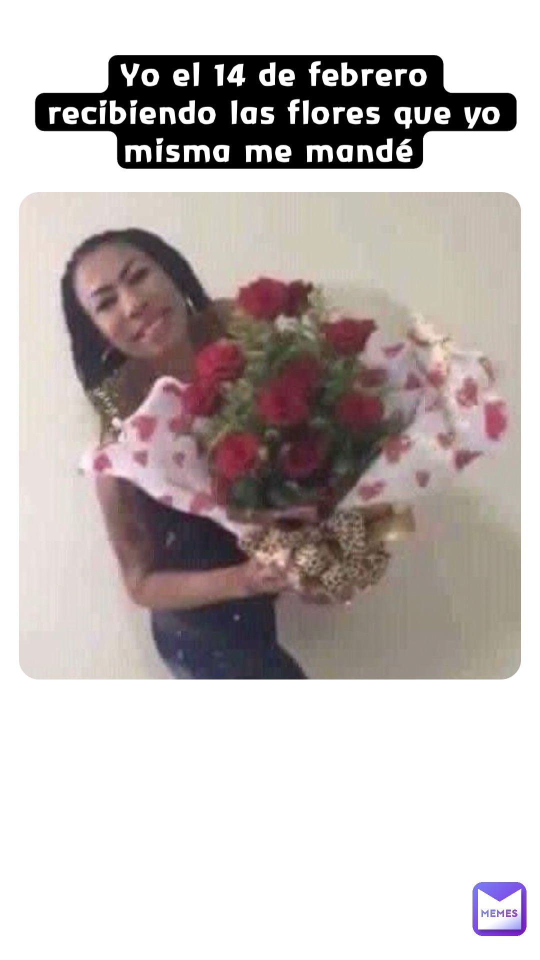 Yo el 14 de febrero recibiendo las flores que yo misma me mandé