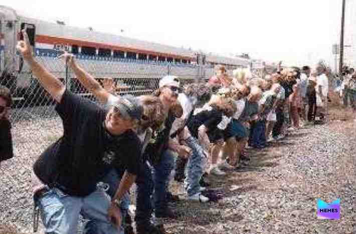 Mooning Amtrak fest near
mugs Away Saloon Bar In laguna Niguel California \u200b #mooningamtrak \u200b #california