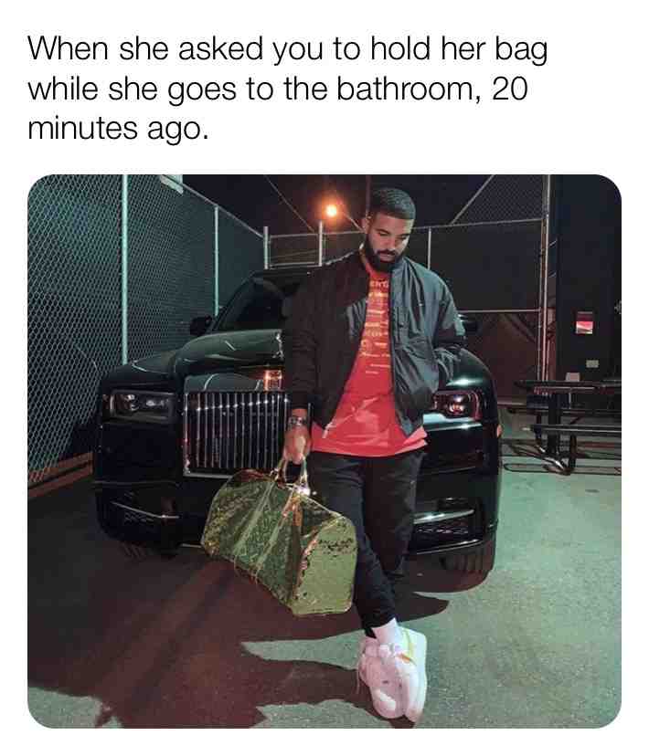 #drakememes ​ #drake  #champagnepapi   #holdoneshesgoinhome   #shesnotcoming