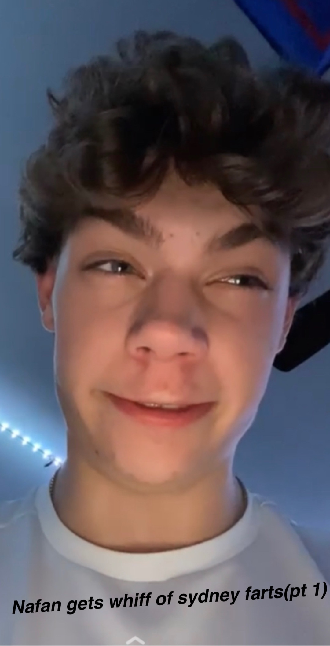 nafan gets whiff of Sydney farts(pt 1)