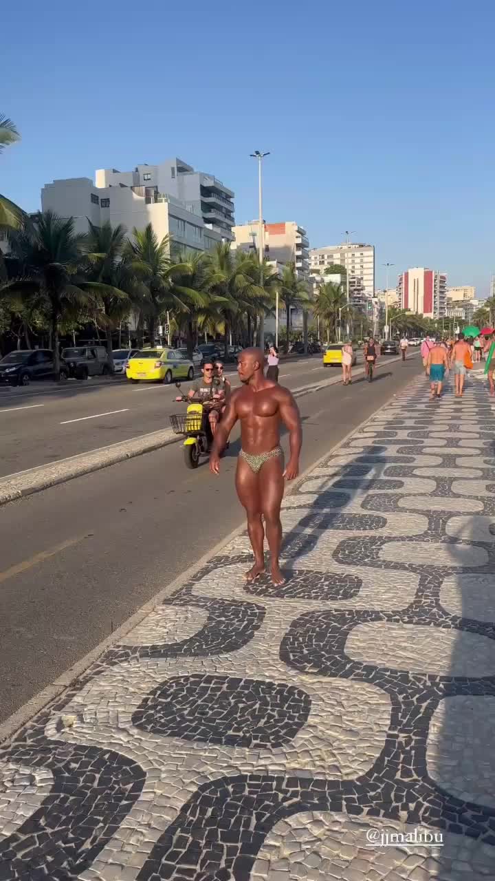 Average man in brazil   #lgbtq  #flop  #memes  #dabkmemes  #explore  #tiktok  #trending