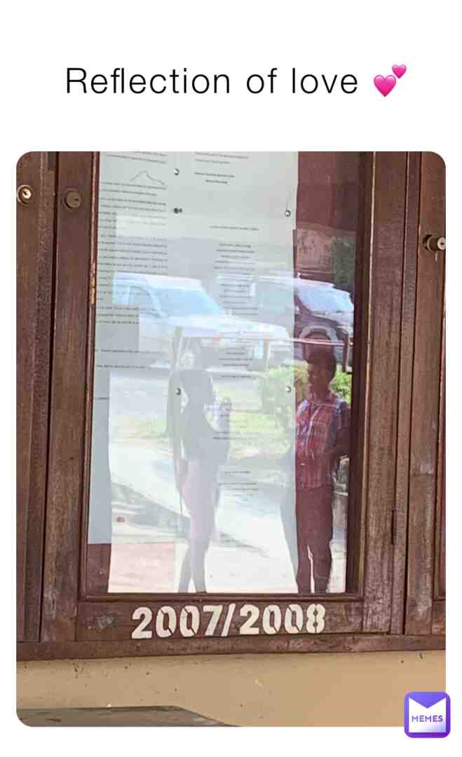 Check the reflections in the glass and you’ll see what I’m talking about. Guess there’s love btw them 🥰🥰