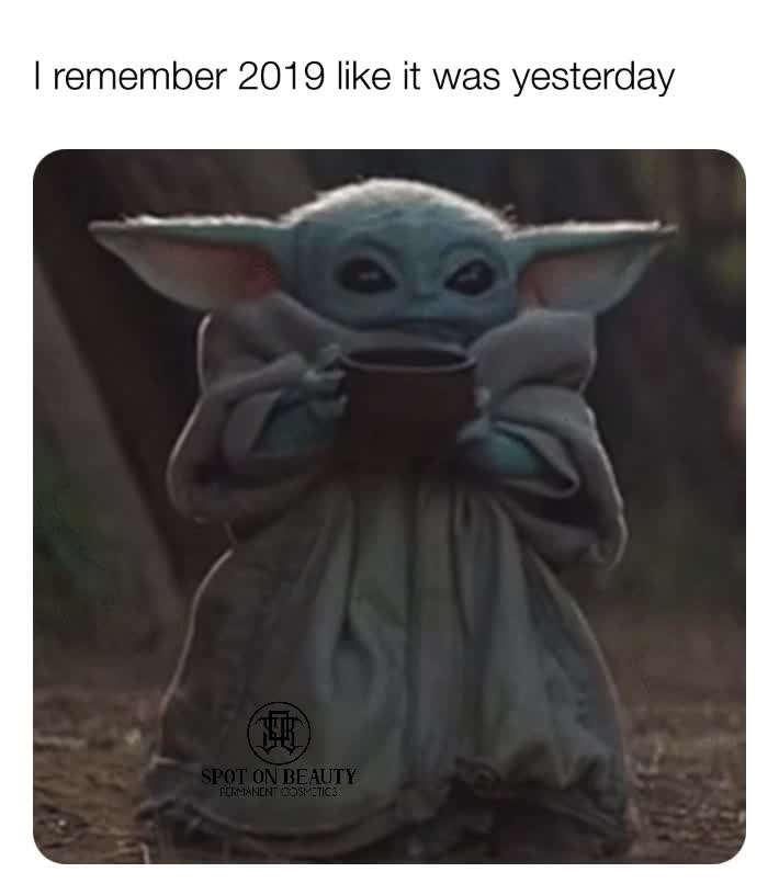 #babyyoda #babyyodamemes #babyyodagifs #funnymemes #funnygifs #happynewyear #2020