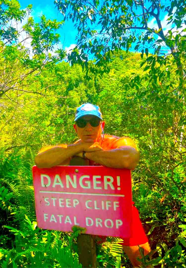 Cliff meme #cliff #man #2026