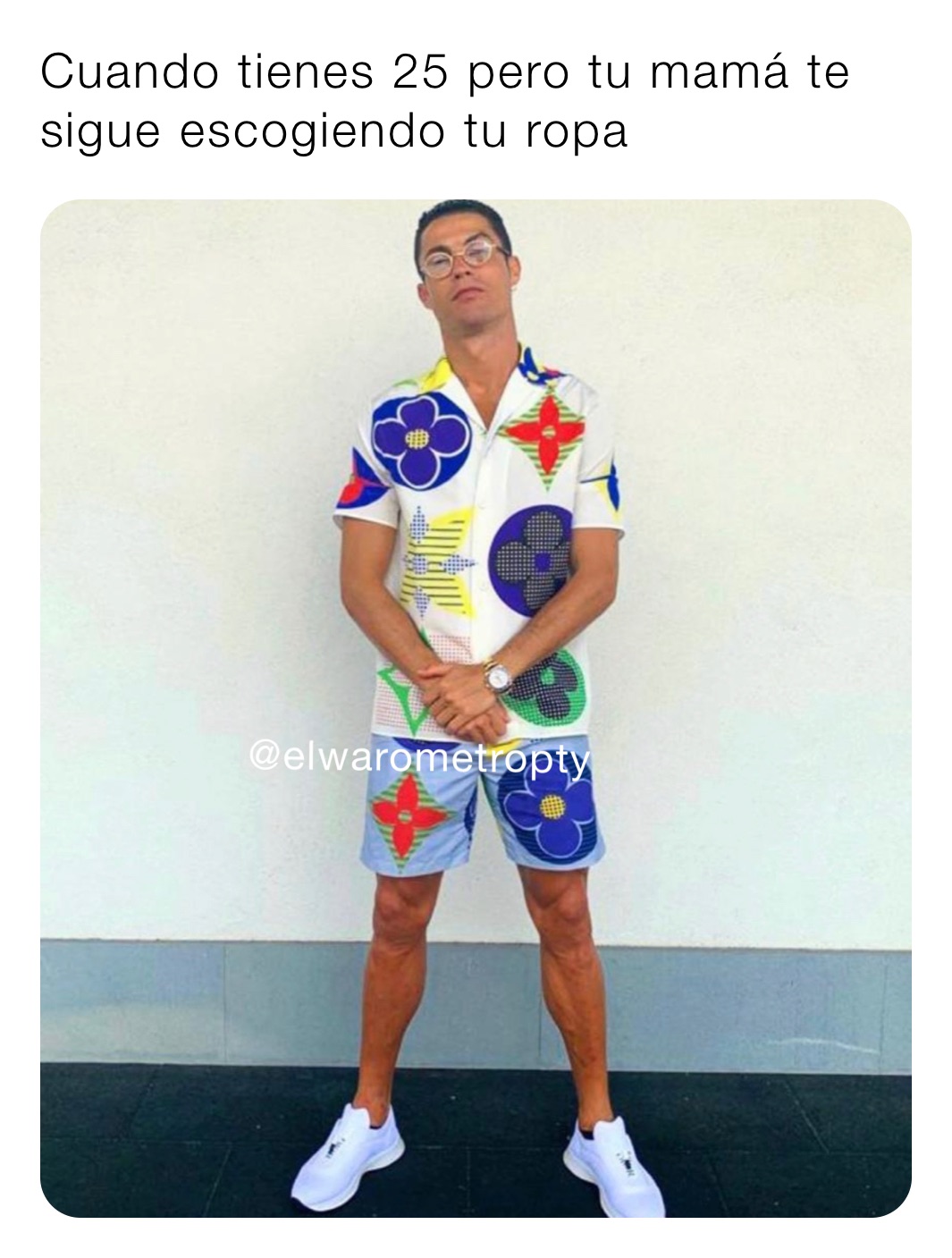 Cuando tienes 25 pero tu mamá te sigue escogiendo tu ropa