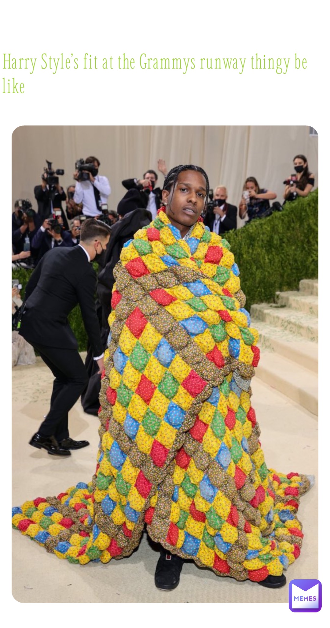 Harry Style’s fit at the Grammys runway thingy be like
