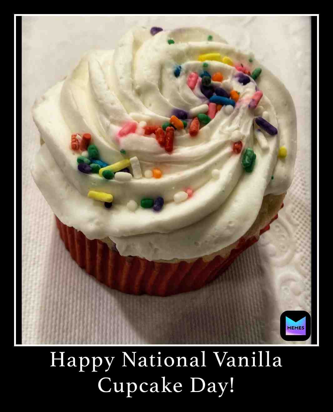 Happy National Vanilla Cupcake Day! Are you team vanilla or chocolate? Good news we have both in our cafe! Use the BN cafe app and skip the line! #bnsaratoga #bncafe #bncafeapp #cupcakes