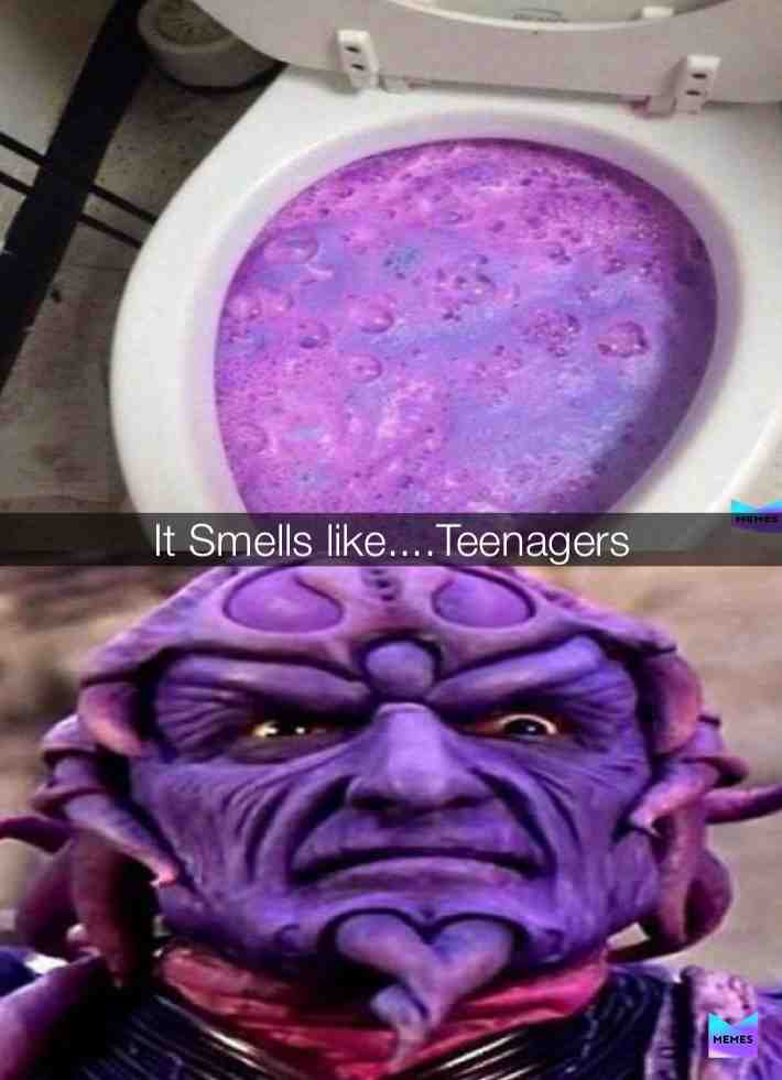 #powerrangers #Ooze #shitpost #bathroom #poop #90s