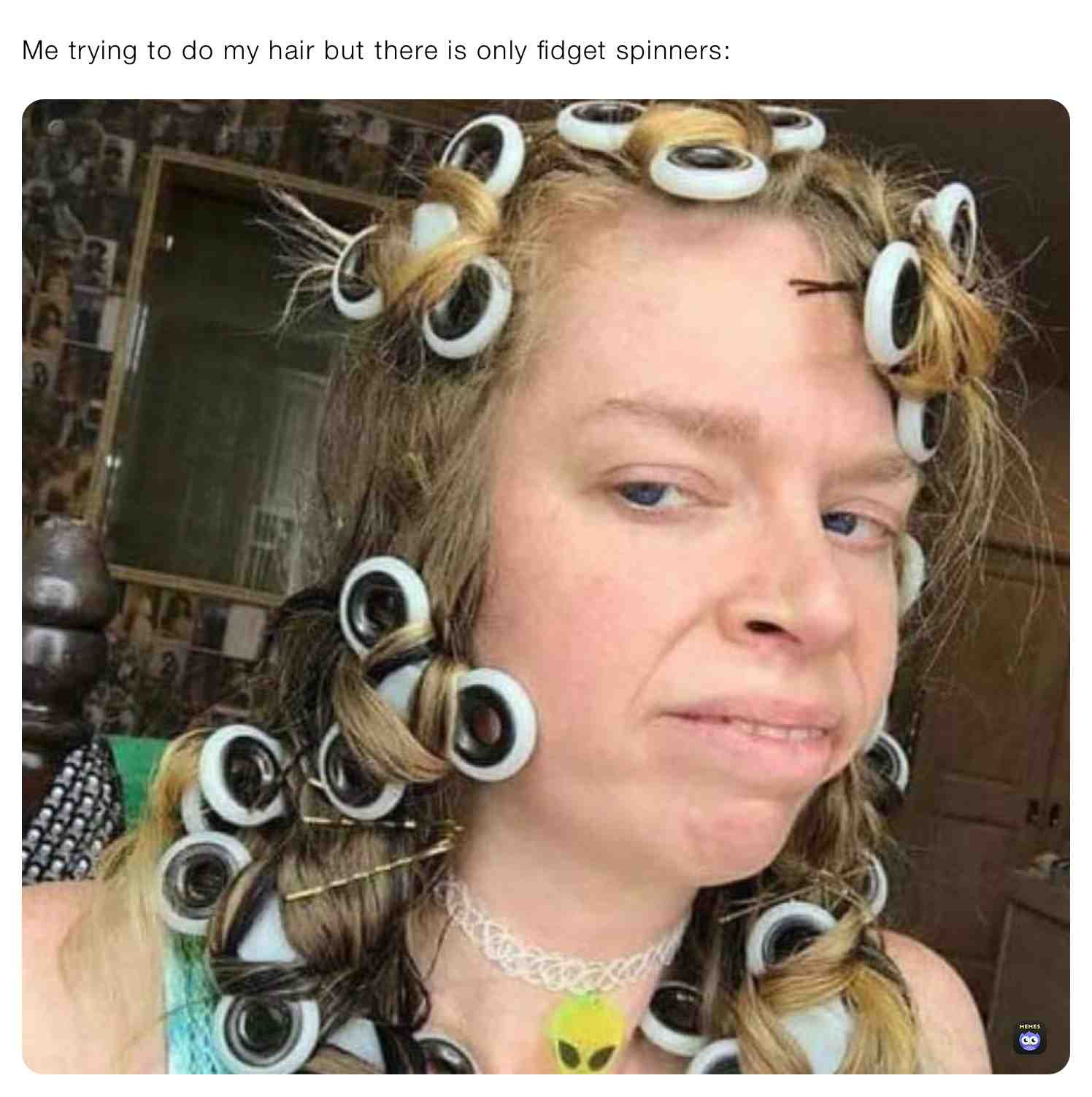 #fidget #spinner #meme
Follow for more funny meme \u2014> @LittleCookieUwU