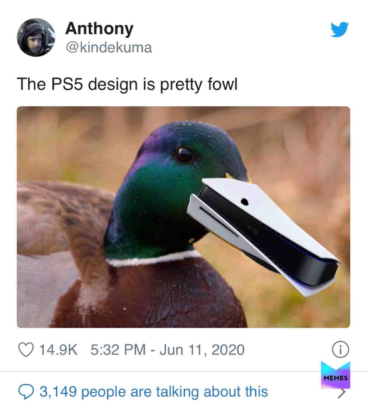 We love the PS5 design 💀 #ps5 #design #duck #meme #funny #lol