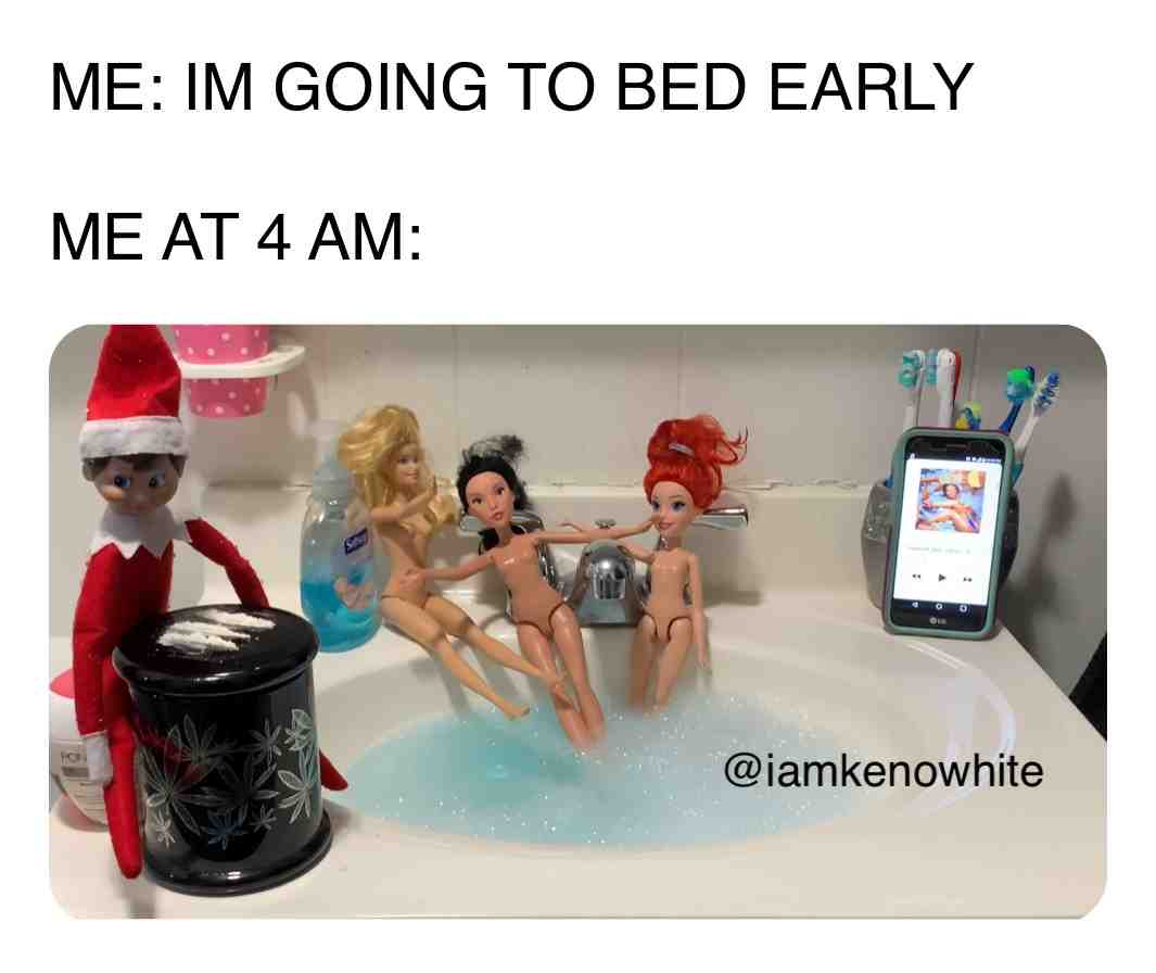 #keeppushin #holidays Elfontheshelf #bellygang