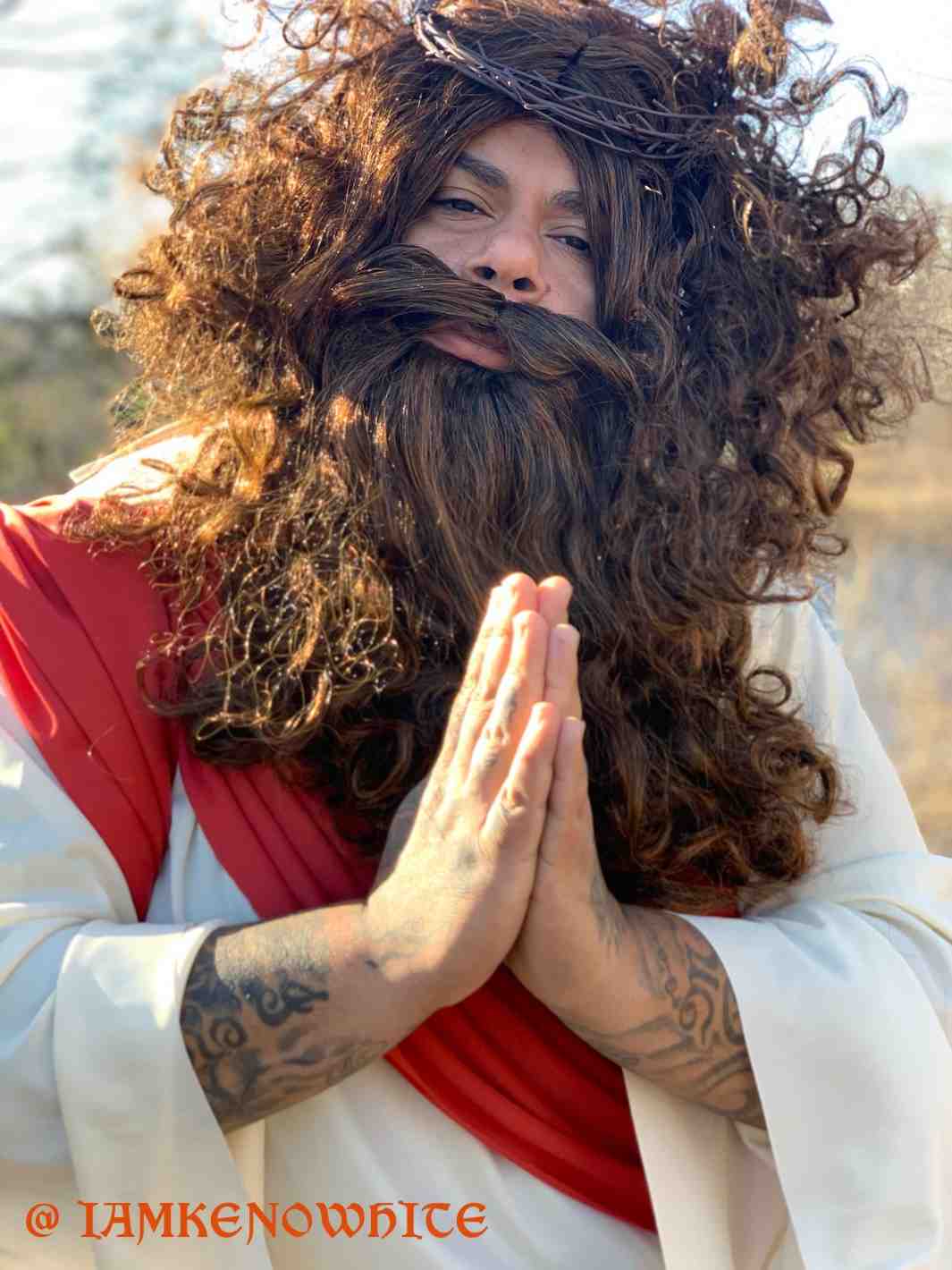 Thank God it’s Friday! Amen! FOLLOW ME ON OF @ IAMKENOWHITE