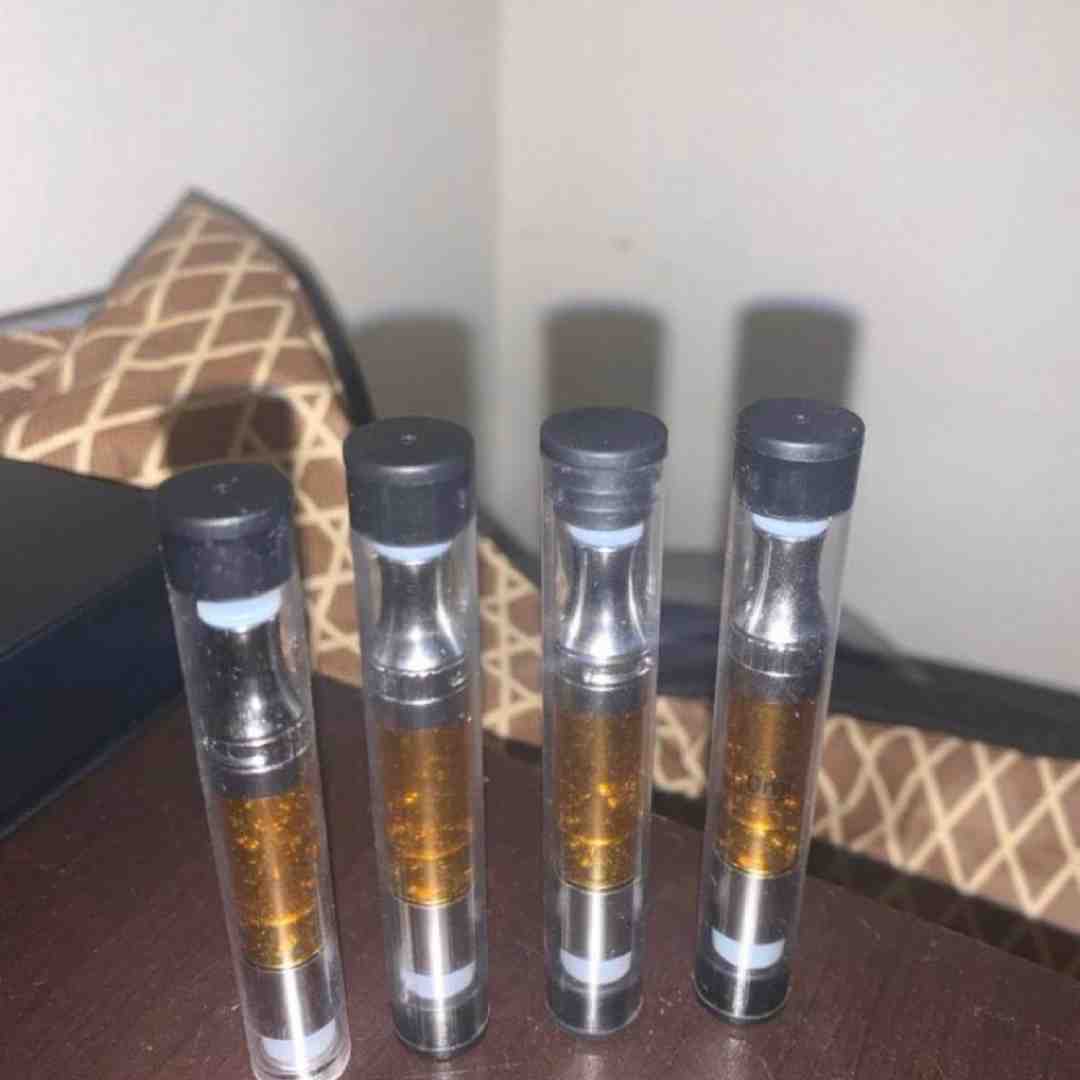 Each cart has half a gram of dmt in it, just a 50/50 mix of dmt and pg. #dmt #psychedelics