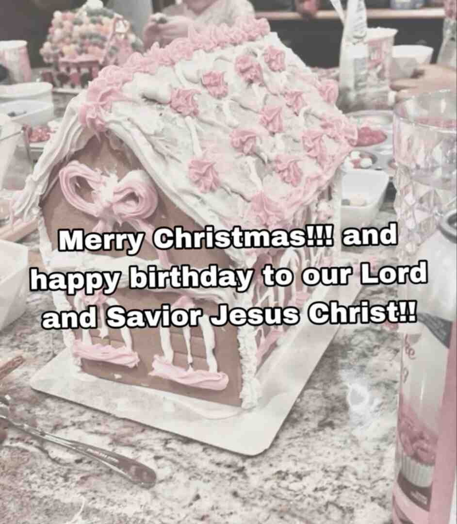 I hope you all have a wonderful Christmas! :D #walkoffaith #jesus #jesuslovesyou #christmas