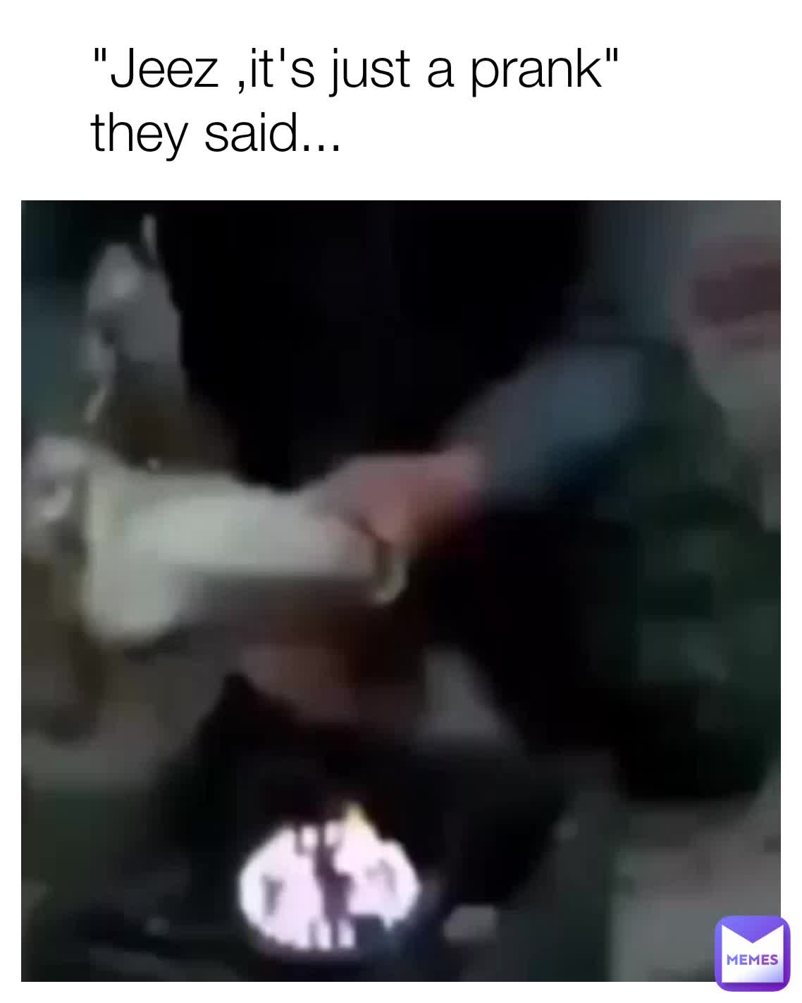Meme shared by @Frexie