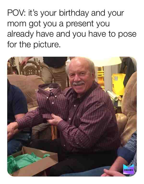 We love this 😌 #memes #presents #pose #meme #foryou
