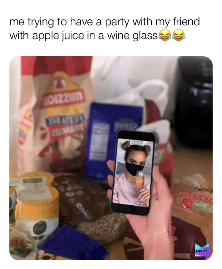 SoMe MOrE aPpLe JuIcE iN dA wInE gLaSs NoW... i MeAn PlEeEeEeEeEeEeEeEeEeEaSe ​  #apples  #juice  #yum  #yummyformytummy