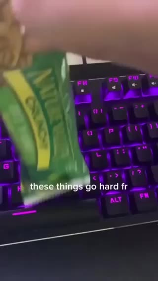 Meme shared by @TriXXster