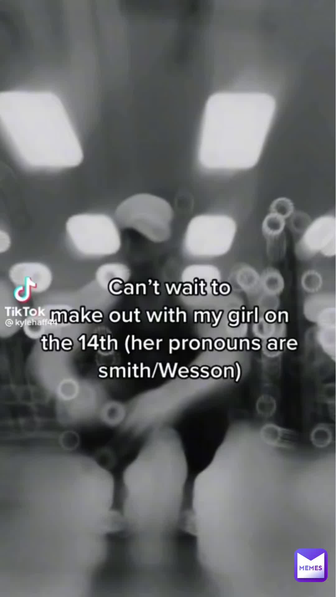 Meme shared by @Destinyuneeded