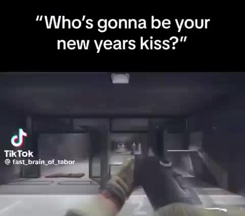 Meme shared by @wolfgunner99