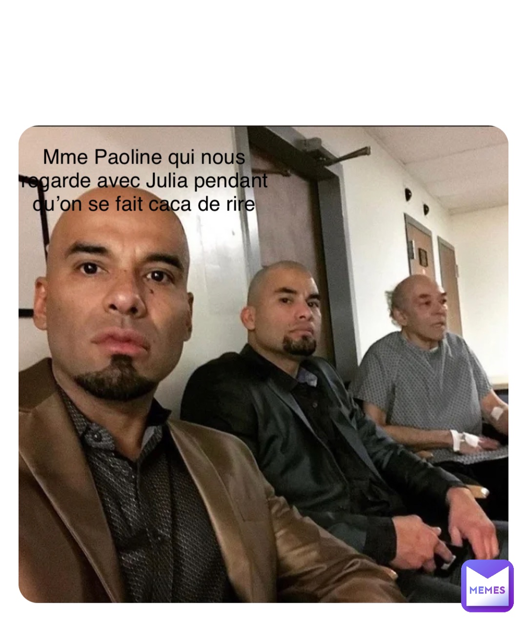 Double tap to edit Mme Paoline qui nous
regarde avec Julia pendant 
qu’on se fait caca de rire