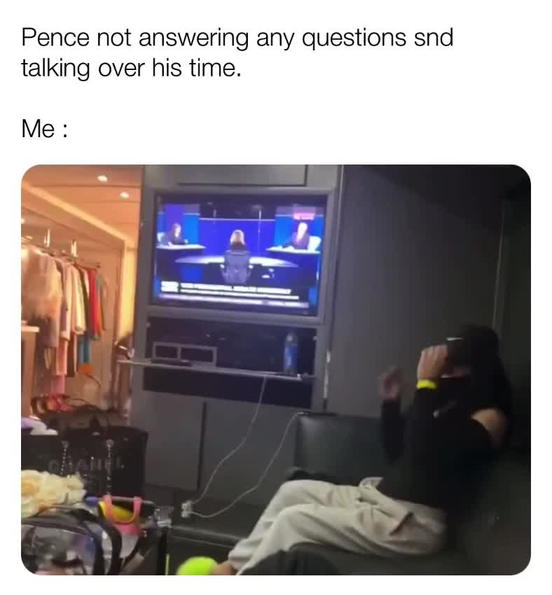 #trump2020  #bidenharris2020  #fucktrump  #cardib  #debate2020  #debate  #fuckpence  #fly