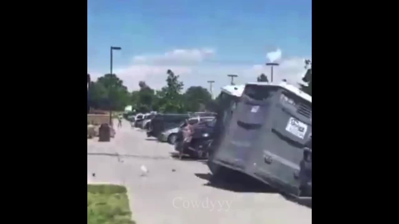 Everybody gangsta until the potty had enough