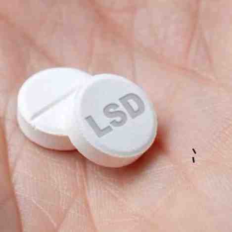 LSD has help many people with anxiety,stress and many other troubles
They literally just melt the troubles away #Lsd #dmt #shrooms #psychedelics