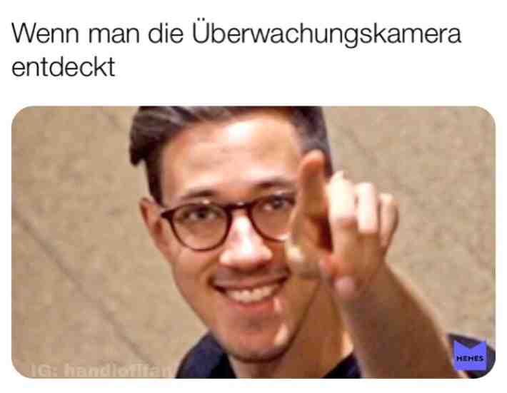 Meme shared by @handiofifan