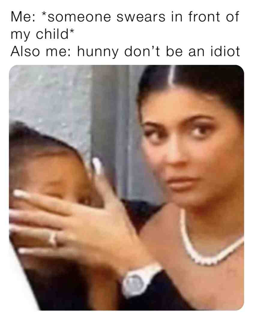 CHUISBWCIH DWIHEDJIVNIJEFNEF KYLIE JENNER?