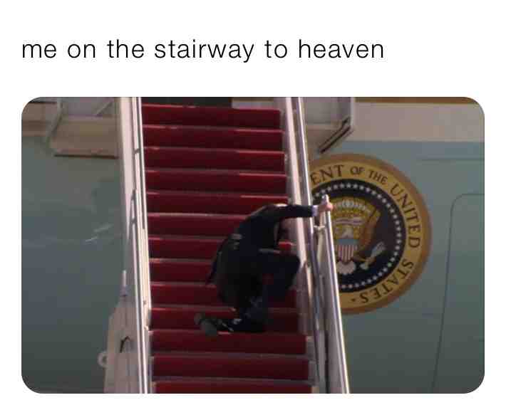 Meme shared by @HungerGamesAddict