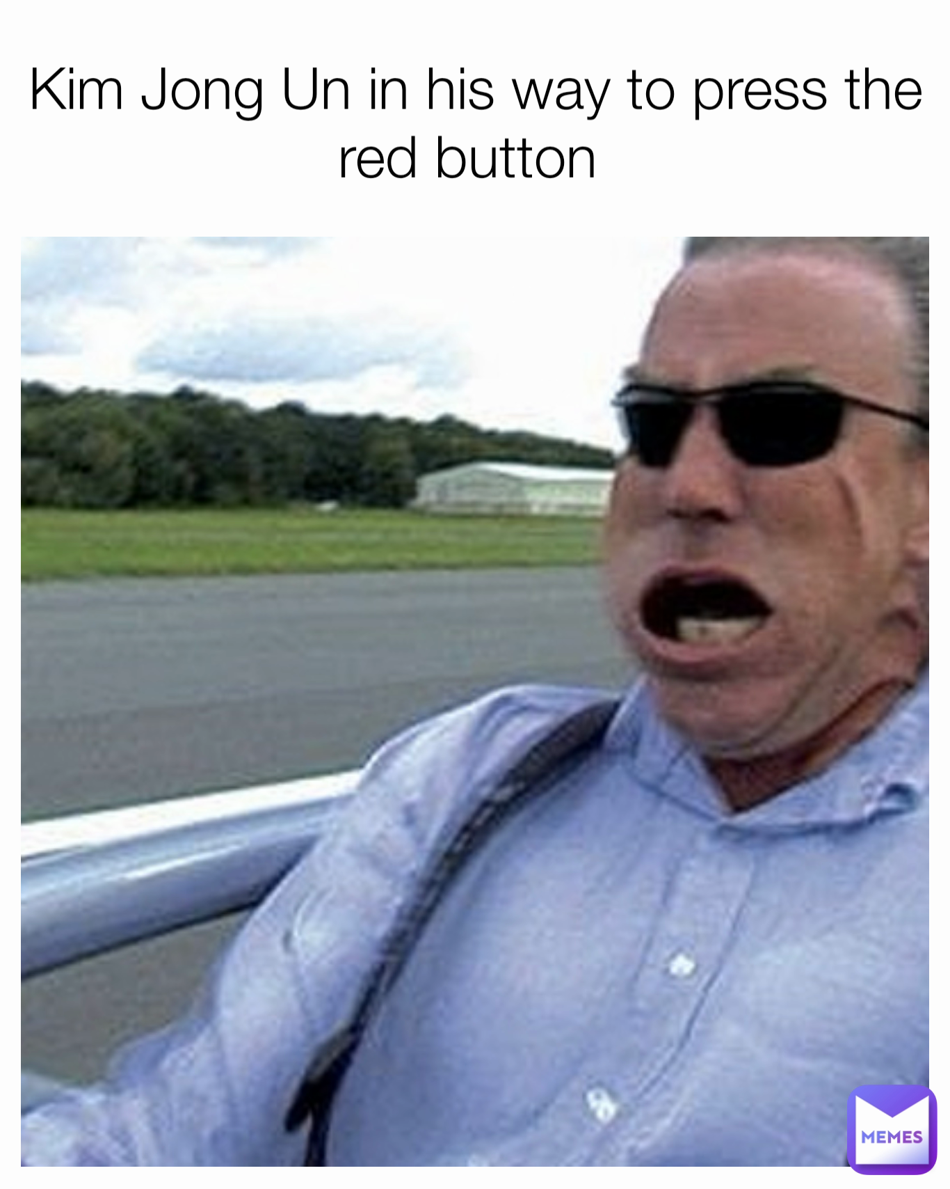 Kim Jong Un in his way to press the red button 