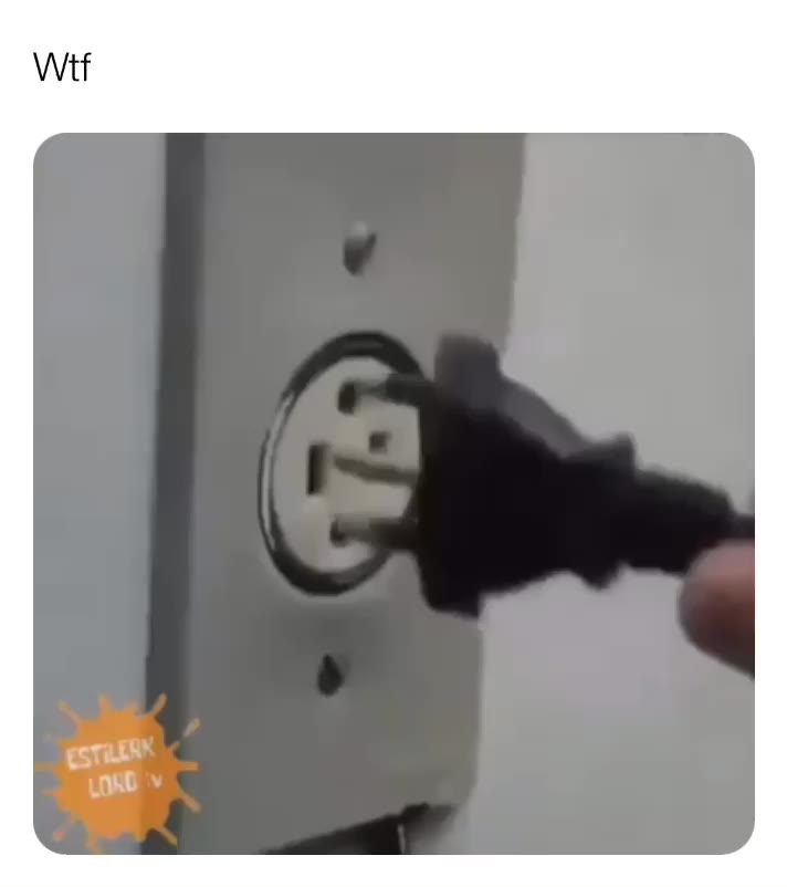 Meme shared by @BLACKOILYCAWK69